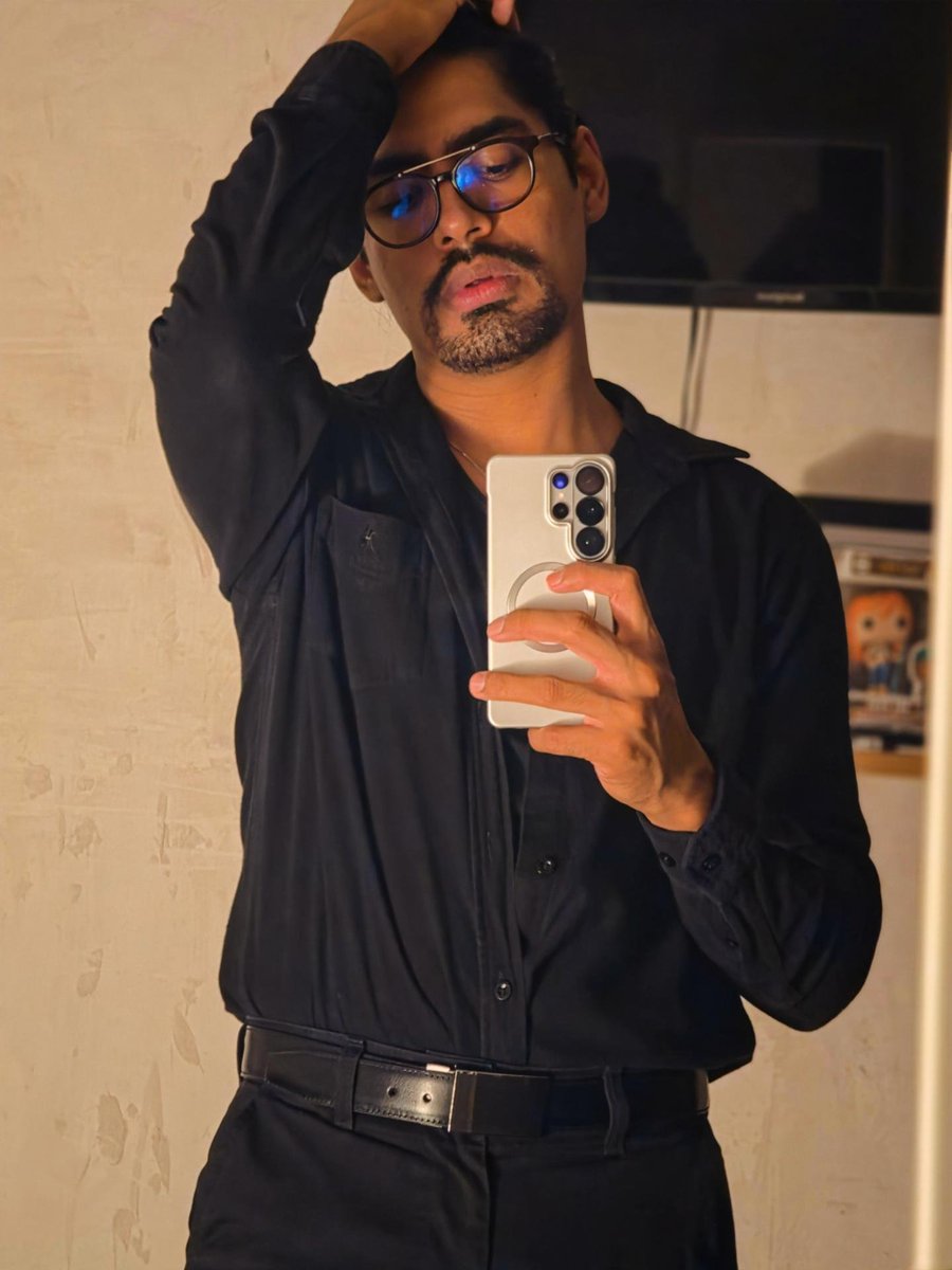 HenrykMac's tweet photo. El negro si es mi color 😎 https://t.co/5M0nwcqpvK