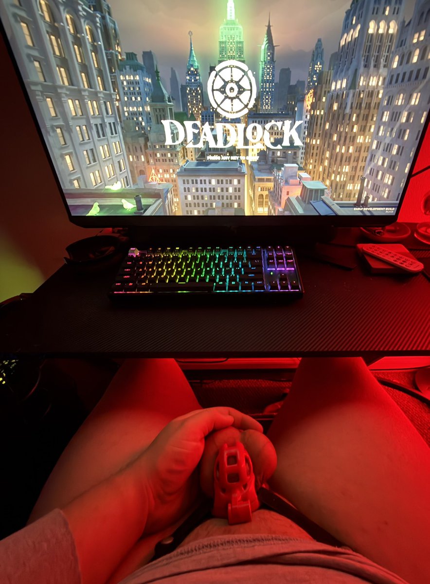 lockedkota's tweet photo. New deadlock matchmaking update so gotta lock in :3 

#femboy #chastity https://t.co/xFvZjwmefb