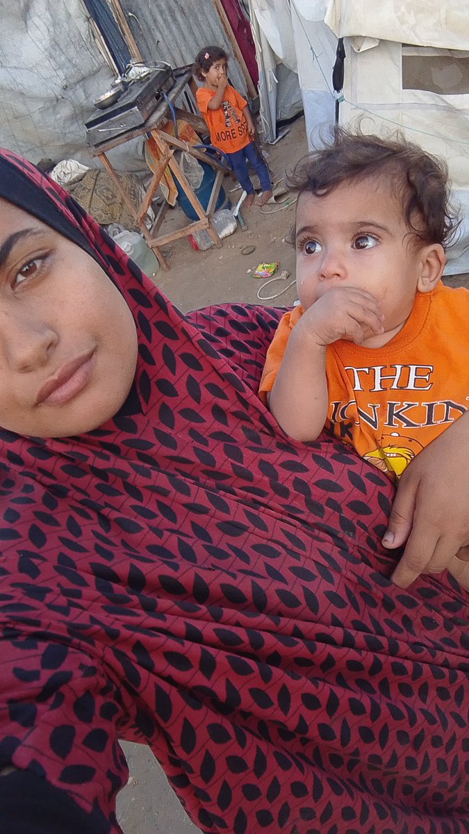 ywsfbnat0's tweet photo. Am I invisible? Does no one notice me? Sadly, so few are responding to my pleas or donating. I need kind hearts who truly care and support my family—please don't abandon me. https://t.co/7w5cUVijf3