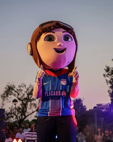 about_alverca's tweet photo. A um mês de fechar o mercado, e a 24h da apresentação do plantel, decidi fazer um resumo do mercado/plantel, para perceber em que situação estamos em cada posição. Assumindo que vamos jogar a 5, e que amanhã não vai surgir nenhuma contratação surpresa no jardim 👇 https://t.co/8BJr2MaiJC