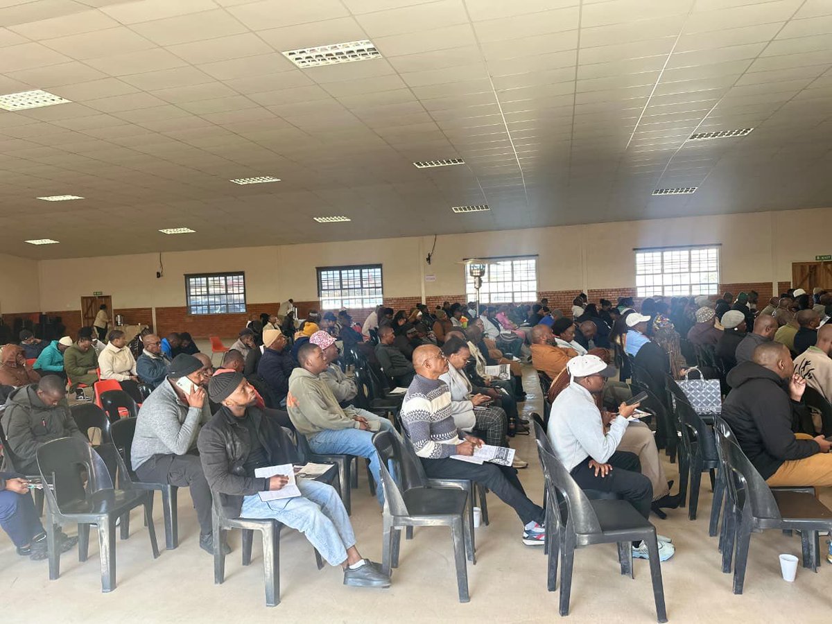 IDT_org's tweet photo. The IDT Free State Region participated in a session empowering Grade 1 & 2 contractors with knowledge to support sGrade 1 & 2 contractors and strengthen local school infrastructure. #YourPartnerInDevelopment #CIDB https://t.co/pO6E71BvK4