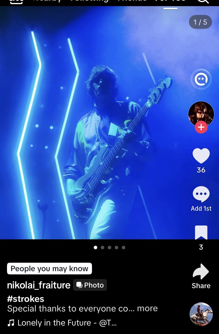 NICK VALENSI CRX #BROKENBONES tweet media