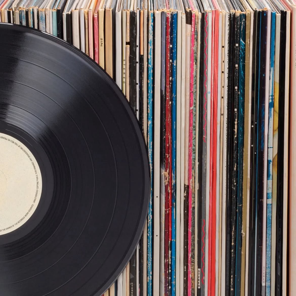 ByDobson's tweet photo. 🚨VINYL GIVEAWAY🚨

As a way to give back to the community me and Harlow are giving one winner a vinyl of their choice (with a max value of up to $50)!

Rules: 
▫️Like and retweet
▫️Follow @ByDobson & @Nore_MCC
▫️Reply with the album you want!

The winner will be chosen next Friday. Good luck, everyone!