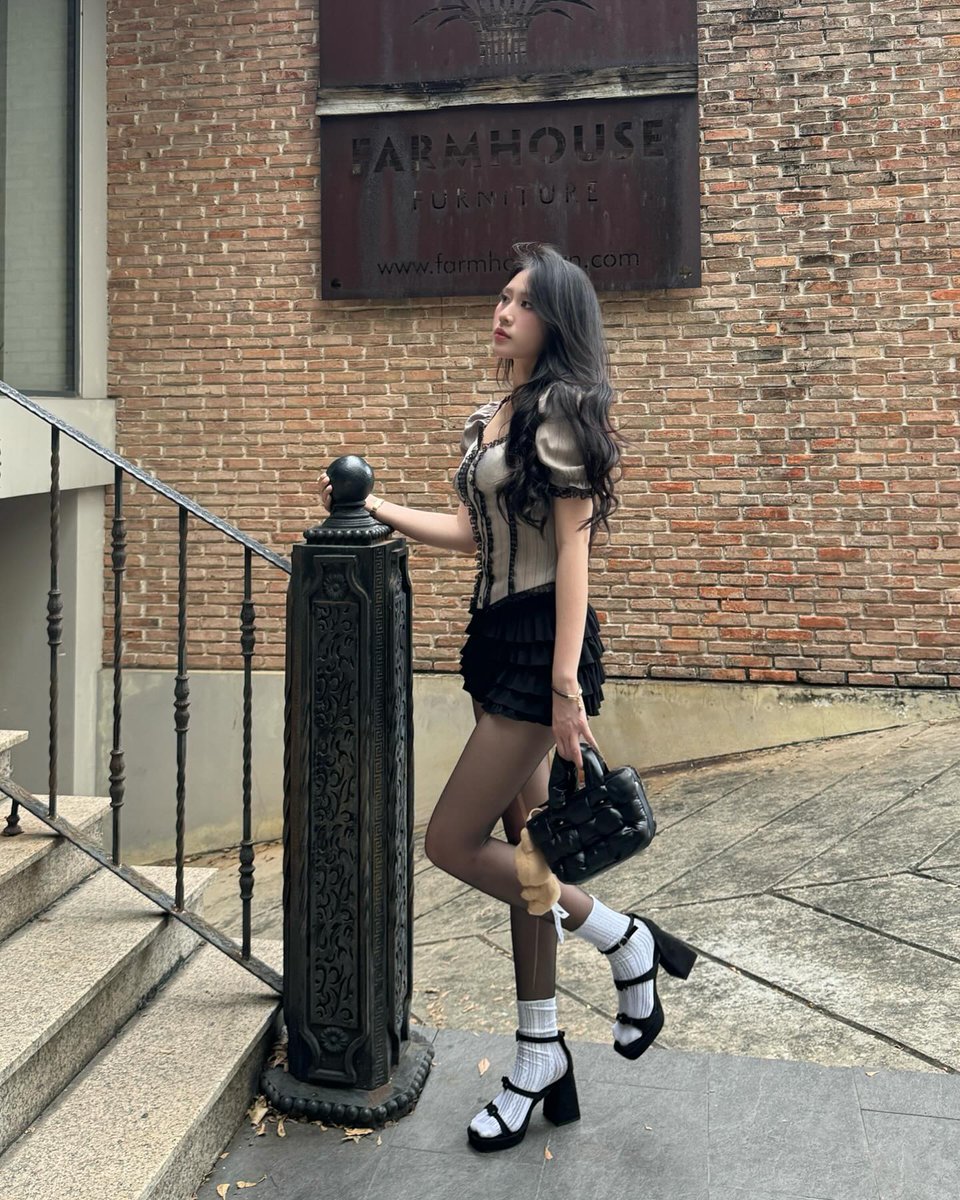 vikysweet2's tweet photo. Hi friend! 🌈 Today is a great day because you are enough, and you’ve always been. Believe it. 🌸
nbrD https://t.co/ekAQTLxR6W
