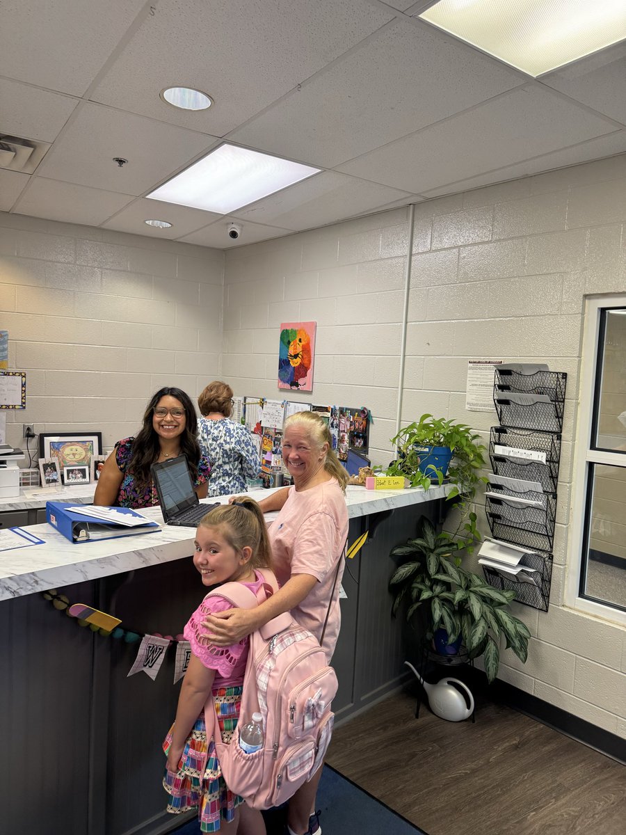 aprilmnorris's tweet photo. @TCSPublic schools had an amazing start today. Lots of smiles and fun across the district. #TCSNextLevel https://t.co/uCixcAv5PL