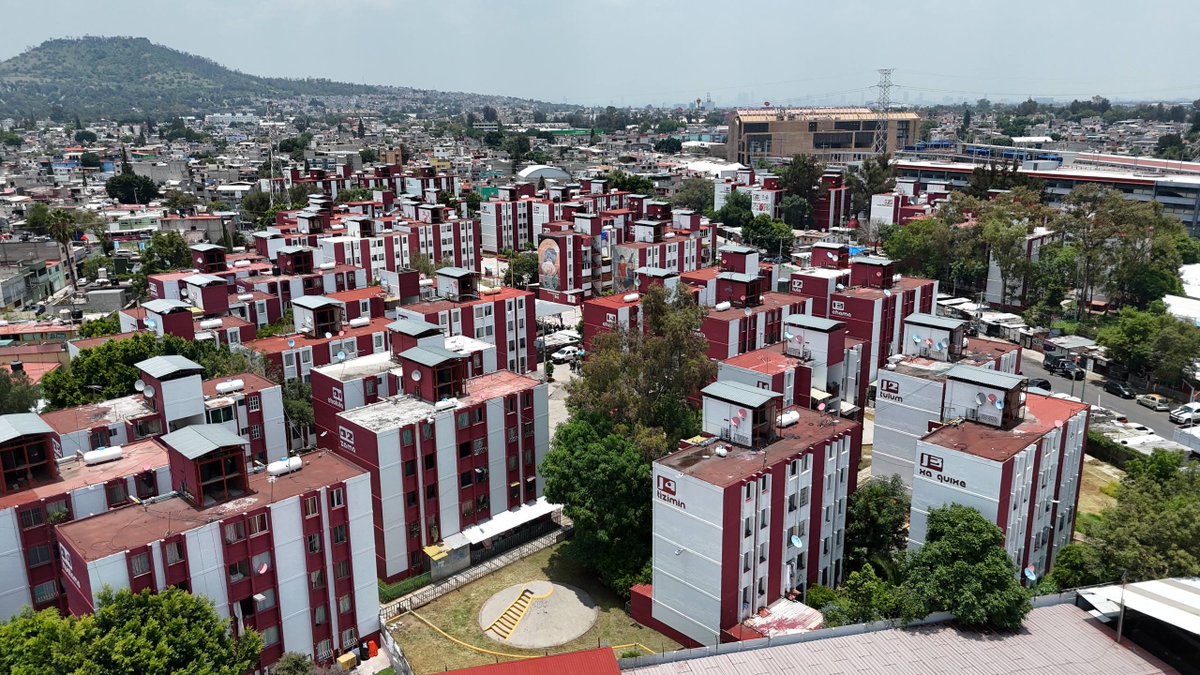 Vivienda_CDMX's tweet photo. 🤝 Con el programa #OTOCH, el @GobCDMX continúa transformando las unidades habitacionales en espacios más seguros, dignos y que fortalecen la vida comunitaria.
#CapitalDeLaTransformación
3/3 🧵 https://t.co/i9MTr92xfX