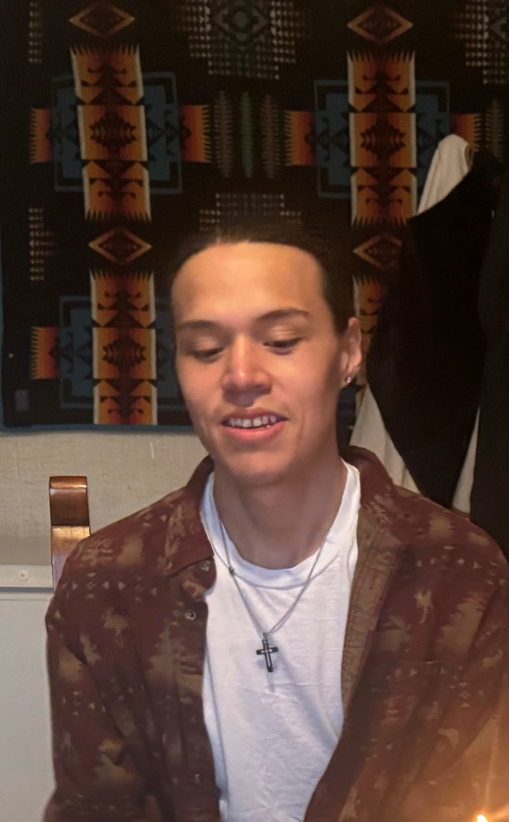 SarahRyanYEG's tweet photo. Missing man in #SaddleLake, AB – Matthew Moosewah (24 y/o) was last seen on July 29. RCMP believe he may be travelling in a navy-blue Dodge Ram. No plate provided. He's 6'0, 180 lbs, has dark brown hair and dark brown eyes. RT? https://t.co/pSzP7KUhiA