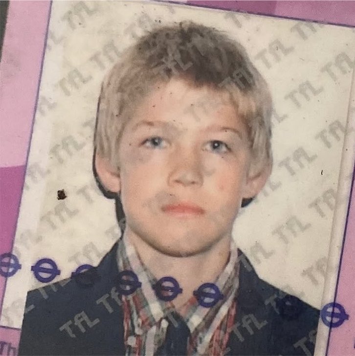 joe alwyn safe place tweet media