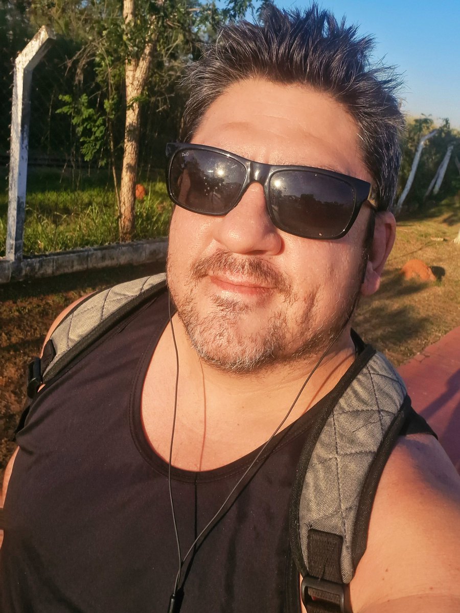 JP 🍍 tweet media