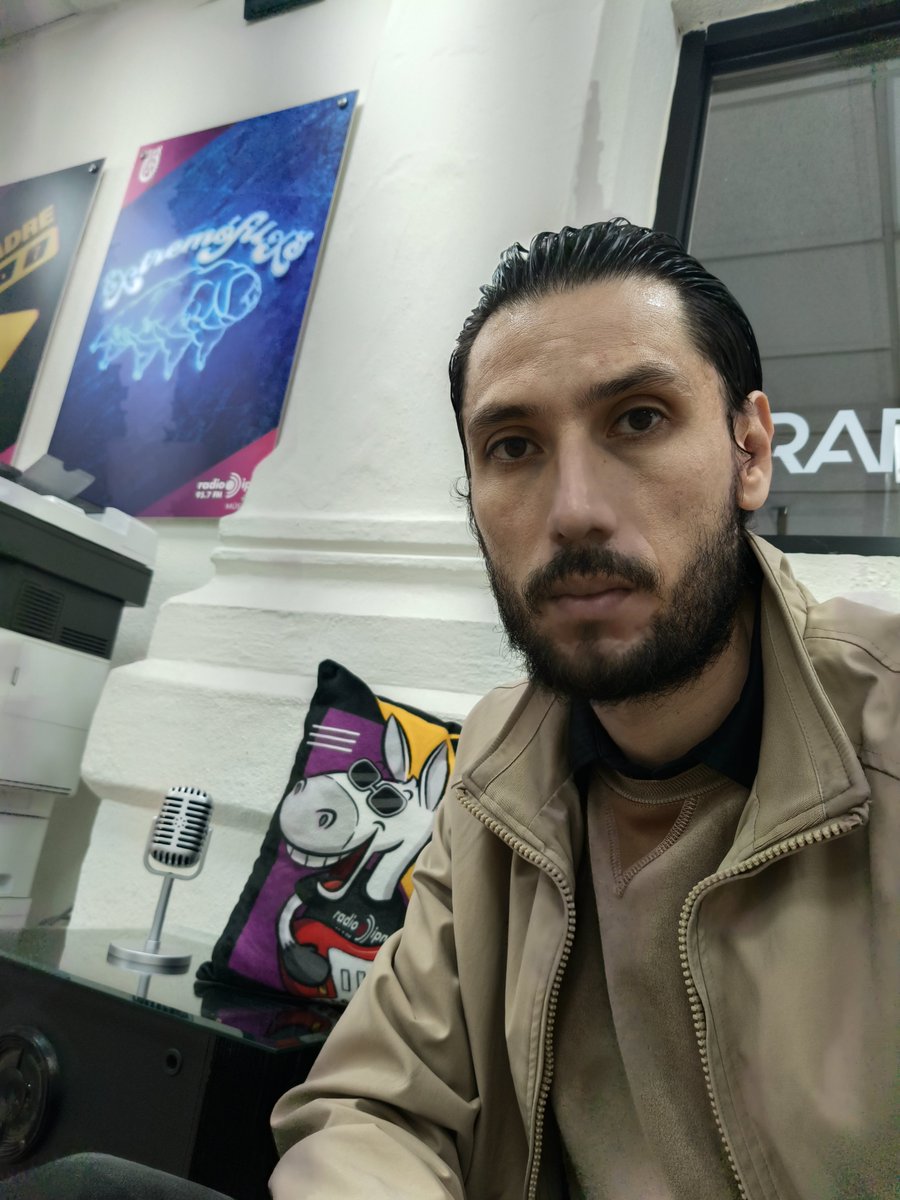 DAlecoziando's tweet photo. Revista Cómic(D.A.S)
       VioleziaGedia 
MI BURRITO POLITÉCNICO 
Gracias @RadioIPNOficial 
Esta Genial https://t.co/BBpIxghF4O