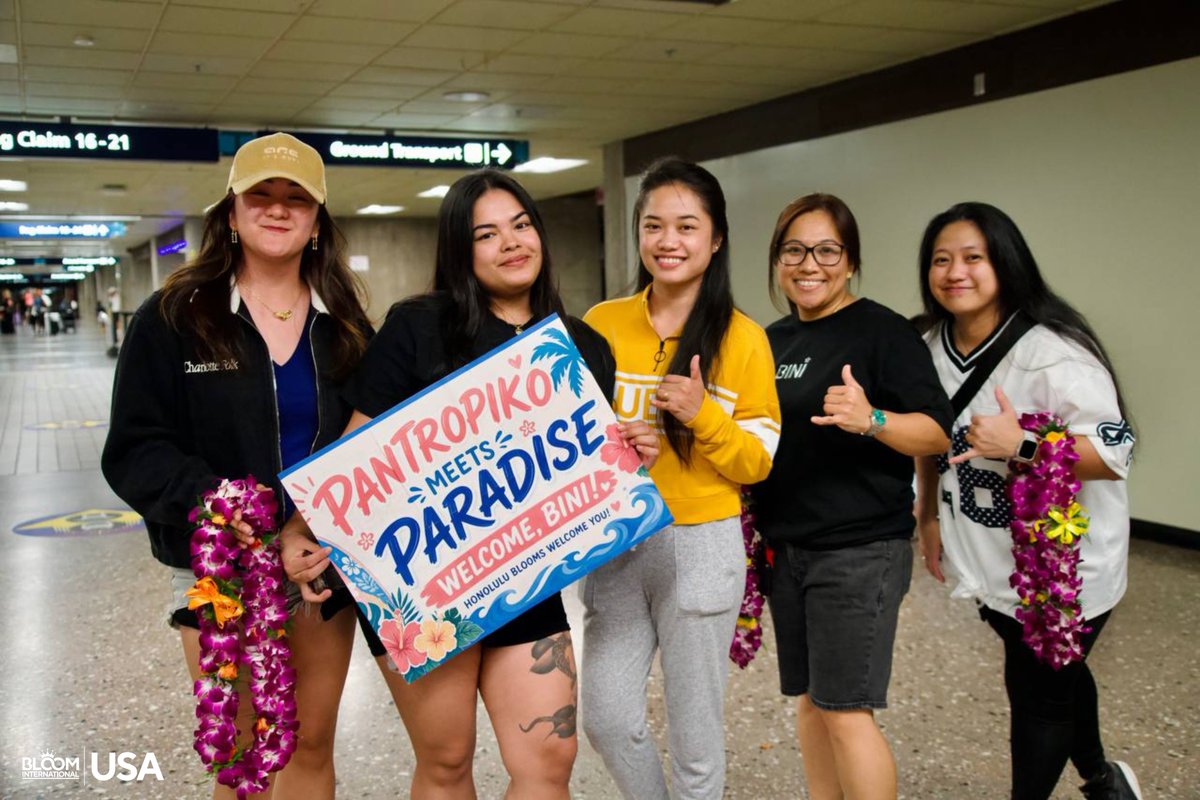 TeamBloom_USA's tweet photo. [073026] HAWAII AIRPORT SALUBONG

APPRECIATION POST

And of course, a special shoutout to our Hawaii Airport Salubong volunteers! 🌺

For BINI's first-ever airport salubong in Hawaii, you all made it look effortless. Thank you for making everything go smoothly.

You guys are amazing. And yes... buti naisabit ang lei. 😭🫶

PS: Thank you, @grey_nyx. Alam mo na yan. Happy Birthday! And Thank you @mysticbini for always being reliable 🩵

@kathleenyumul @kkayeeeyu @wonwoogyuu @desireeP0RT @PierylR @kailaxmao @mikhaela_oller @dlagngpilipina @_luckyy8 @hiihellobini