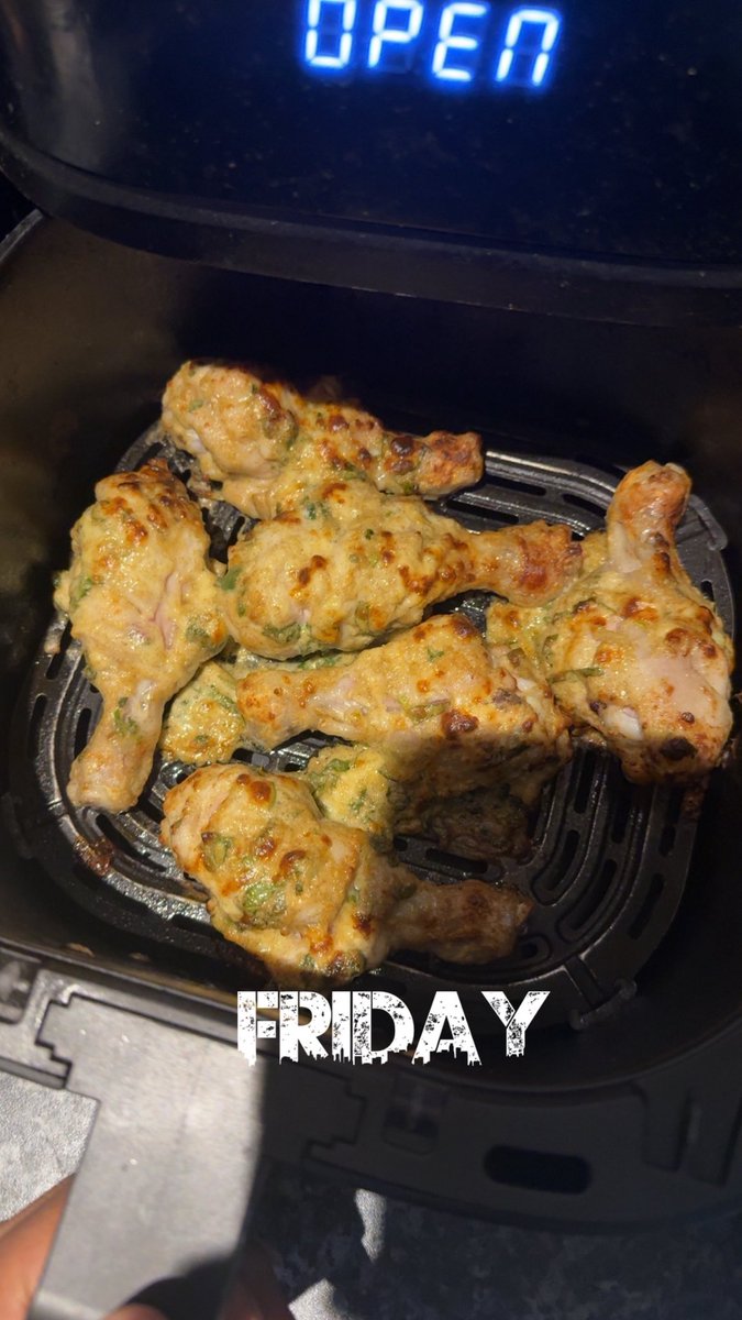 enzoyy_pandagow's tweet photo. Absolute Tabasco with Malai Chicken💥
#ChefVodka https://t.co/CwZBiYEuWj