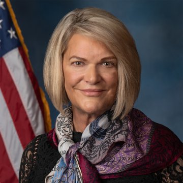 Cleo_995yu's tweet photo. Latest Update: 🇺🇸 Senator Cynthia Lummis stated that opponents of the CLARITY Act are "protecting the illicit components of the industry rather than the legitimate economic drivers" within the digital asset space.

If the CLARITY Act safeguards legitimate crypto innovation, could $XRP emerge as one of the biggest beneficiaries?

#XRP #Ripple #Crypto #CLARITYAct