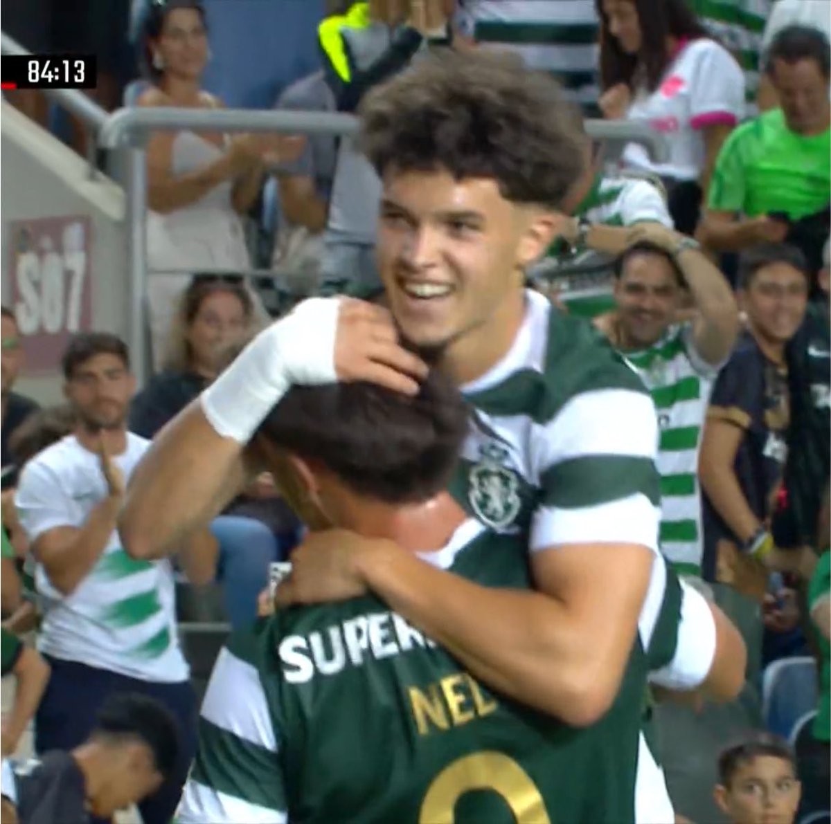 Sporting_CPAdep's tweet photo. Tão bom ver a nossa formação a brilhar 💚 https://t.co/UeG3Q6liS1