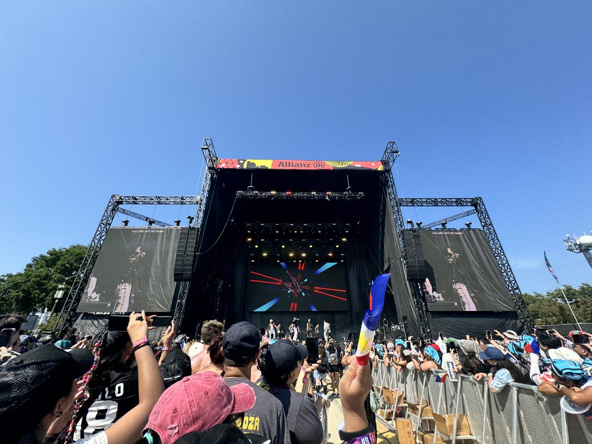 US_ATIN's tweet photo. The stage lights are off.
The crowd has gone home.

But history remains.

Yesterday, SB19 stood on the Lollapalooza stage and proudly carried Filipino music to one of the world's biggest festivals.

Thank you, A'TIN.

Thank you, Chicago.

Thank you, SB19.
🇵🇭💙

@SB19Official #SB19 
#SB19atLollapalooza