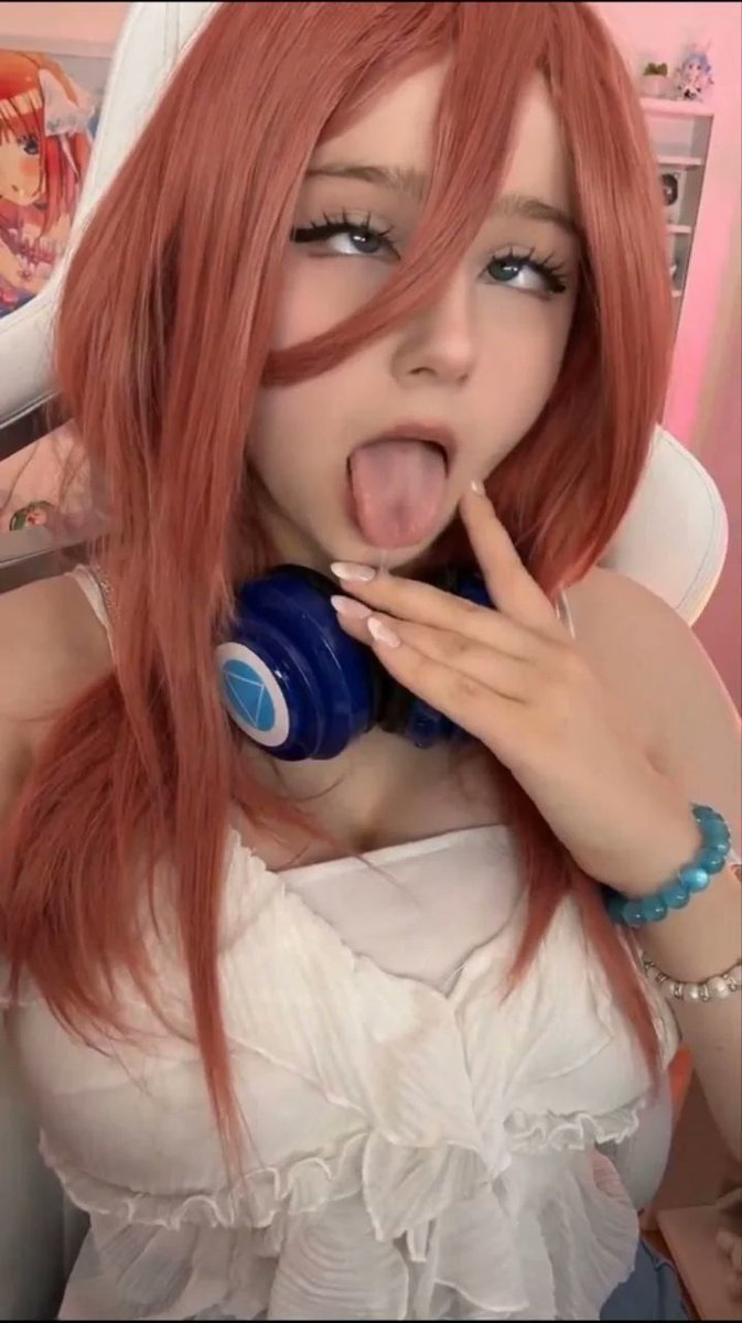 WHXRE_STREAMERR's tweet photo. 𝐶𝑟𝑒𝑜 𝑞𝑢𝑒 𝑙𝑎 𝑜𝑝𝑖𝑛𝑖𝑜𝑛 𝑑𝑒 𝑙𝑎 𝑡𝑖𝑘𝑡𝑜𝑘𝑒𝑟 𝑐𝑎𝑚𝑏𝑖𝑜 𝑠𝑜𝑏𝑟𝑒 𝑙𝑜𝑠 𝑔𝑜𝑟𝑑𝑜𝑠 𝐵𝐵𝐶 𝑎ℎ𝑜𝑟𝑎 𝑟𝑒𝑎𝑙𝑚𝑒𝑛𝑡𝑒..𝐿𝑂𝑆 𝐴𝑀𝑂!! ♡♡ ( ˶˘ ³˘)♡∘ https://t.co/1bkQMdmfuK