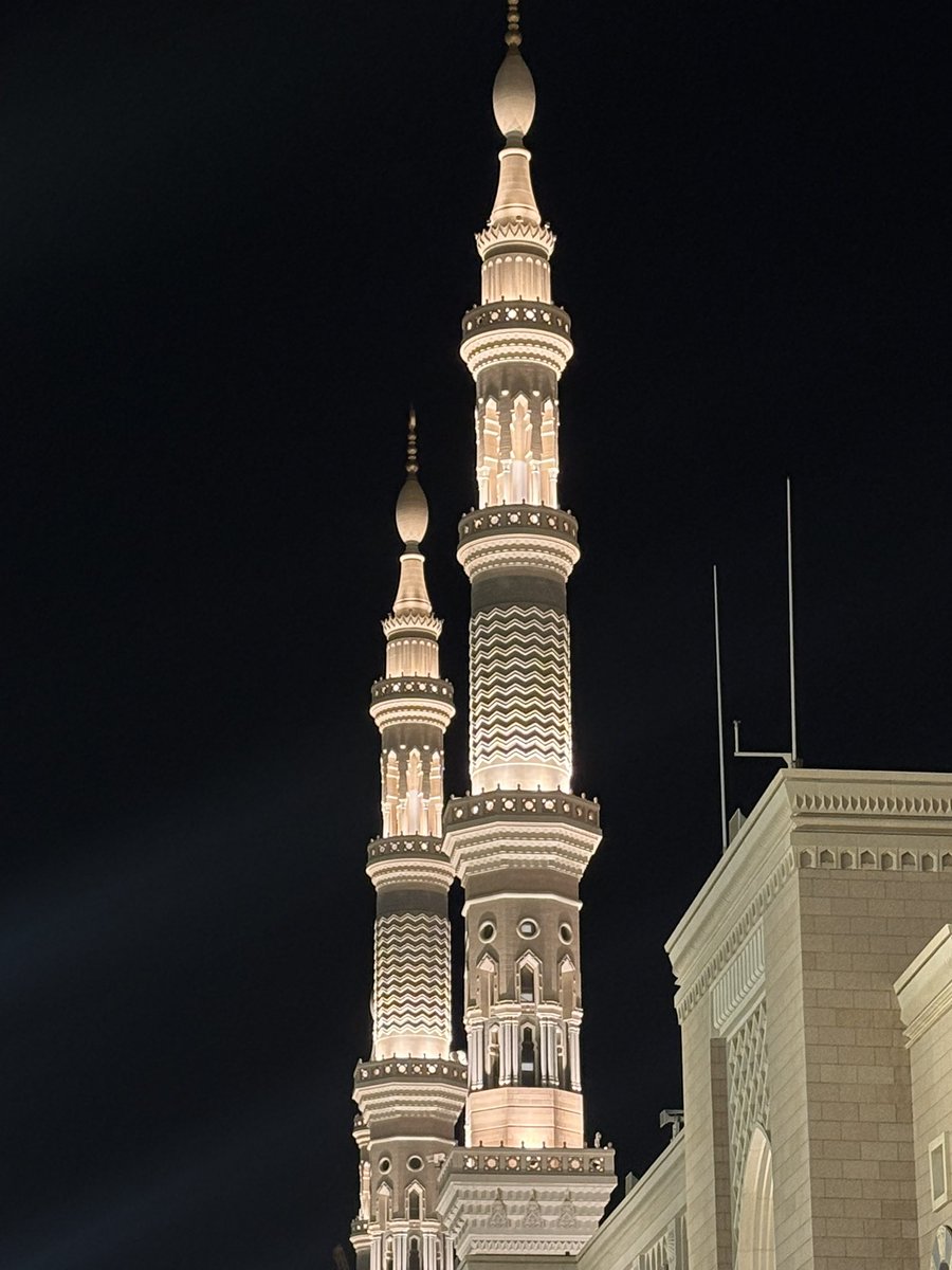 _Memo16's tweet photo. اللهم إني استودعك قلبي اسكب فيه أمانك اجعله حيا بحبك حيا بذكرك اللهم إني أعوذ بك من حزن القلب وموت القلب وانطفاء القلب اللهم قلبي ودعوات قلبي 🤲🏽❤️‍🩹. https://t.co/rDPCtr1MxE