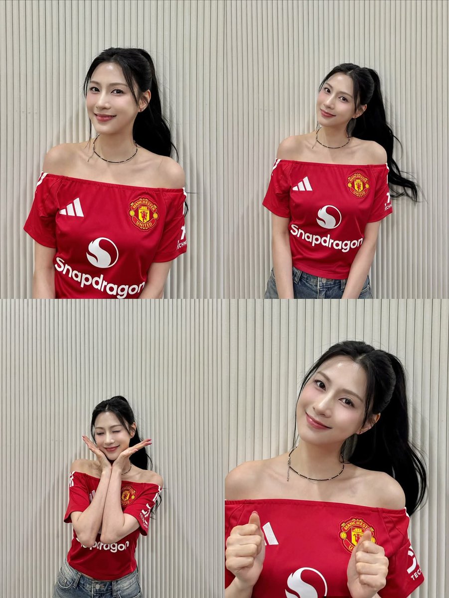 GiooSaker's tweet photo. @UTD__Ronaldo This is oh hayoung, she has several photos with the Manchester United shirt https://t.co/bS14pLAf2u