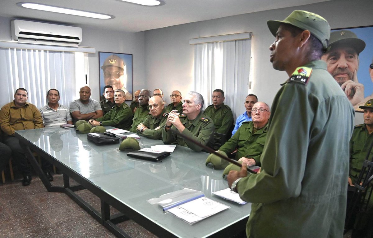 gobhabana's tweet photo. 🇨🇺I En el Día Nacional de la Defensa, el Presidente del Consejo de Defensa Nacional Miguel Díaz-Canel Bermúdez visitó la Zona de Defensa “Calvario Fraternidad”, en el municipio de Arroyo Naranjo.

#LaHabanaDeTodos https://t.co/iBOZi5sORI