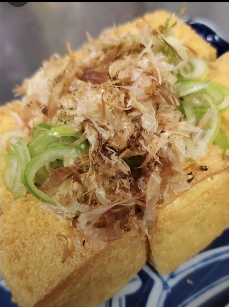 dondonhiratsuka's tweet photo. 土曜どんどん🏮
おすすめ
・夏野菜の揚げ浸し

・かつおタタキ

・自家製厚揚げ
じっくり揚げます
なかはふんわりです

・えびチャーハン
#料理　#ビール　#チャーハン　#居酒屋 https://t.co/BfLeu6c0CF