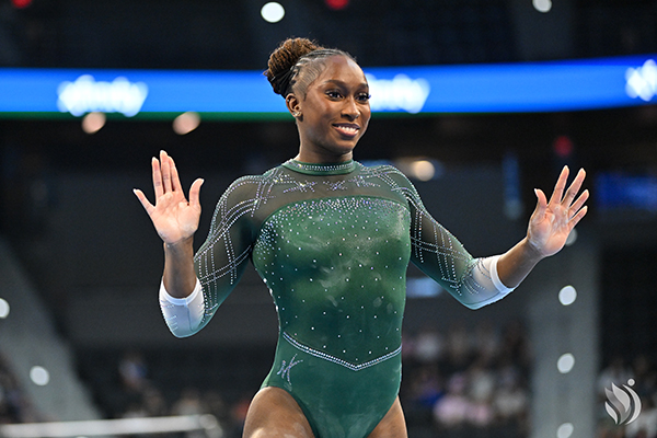 2023igmedia's tweet photo. Following injury, Zoey Molomo regains her momentum heading into U.S. Championships➡️https://t.co/MbhuIuvoLy #gymnastics #USClassic #USAGymchamps https://t.co/T2V2kmyrfd
