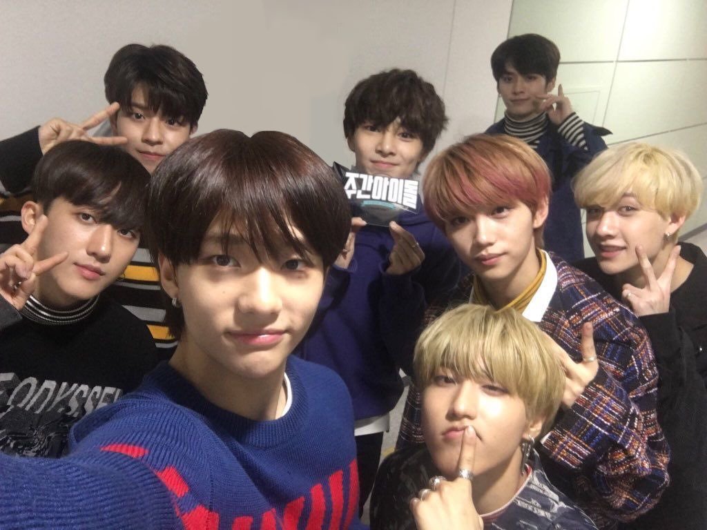 innieluve's tweet photo. este es mi 8vo aniversario con stray kids y el de ustedes mutis? https://t.co/VJMYKFSx2l
