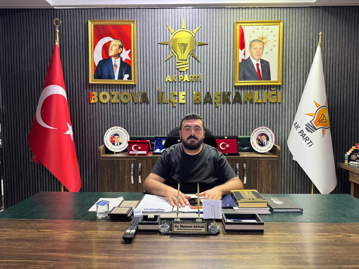 bozovaakgenclik's tweet photo. İlçe Gençlik Kolları Başkanımız @dartar_ibrahim  riyasetinde haftalık Yürütme Kurulu Toplantımızı gerçekleştirdik.

Rabbim birlik ve beraberliğimizi daim çalışmalarımızı hayırlı eylesin.
#AKGençlik #Bozova

@furkankucukk_ @milhamigunbegi @ferdisenel25 @avyusufibis @avmehmetakgun https://t.co/6tQPj8V6nB