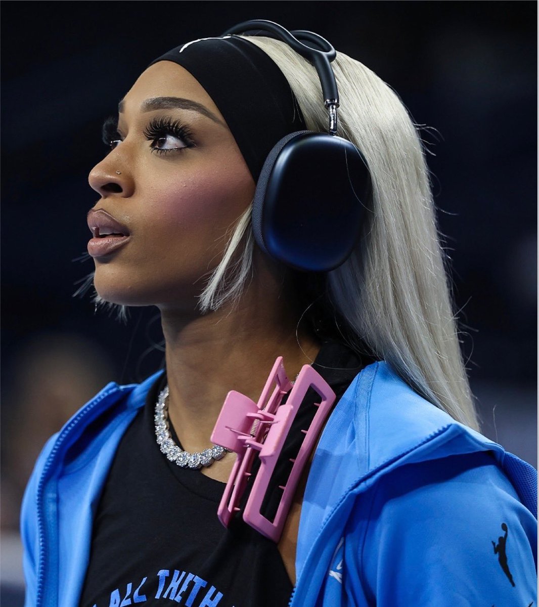 DijonaiVictoria's tweet photo. 316 days later, we backkkk baby🥹🙌🏽🙇🏽‍♀️ https://t.co/wfHEe8c3go
