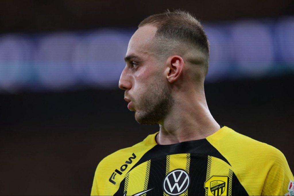 BfootballReport's tweet photo. Done Deal! Mario #Mitaj to #Genoa from #AlIttihad on loan with the option to buy. Contract until 2031 (1+4). #transfers
More from @NicoSchira https://t.co/BBV2tRYhFN