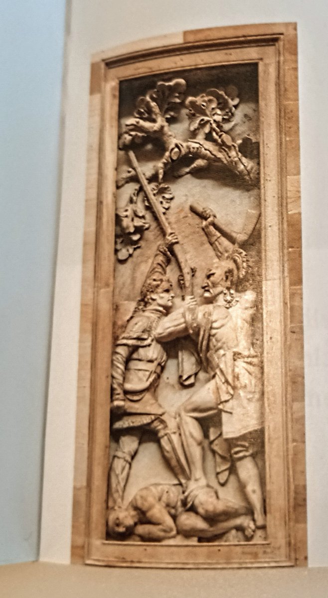 Midnight_In_DC's tweet photo. @IRAPgw @GWUSports @GW_Carver @GWtweets @MAGANEWS_X @EPA @NYPDCT @UNODC_TPB @gwucolumbian @Constitution89 📖Silverman's story starts w/describing a "usual meet & greet" in PREdetermined roles: friendly Indians greeting peaceful Pilgrims; or #conversely, as foils for Manifest Destiny w/White settlers asserting racial superiority.
🪵🪓The 1820s wood carving in the U.S. Capitol Rotunda. https://t.co/2Eqsiu3XbO