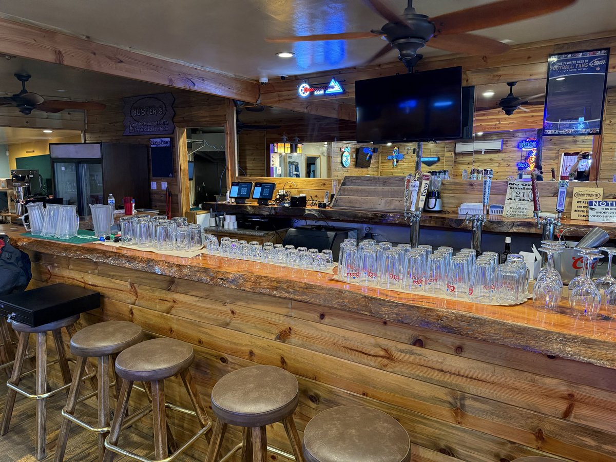 johnn_Shift4's tweet photo. Coming soon to Hollister, ID! 
Mulligans Tap House has joined @Shift4 using #Shift4Dine System! https://t.co/FxYYmyB49X