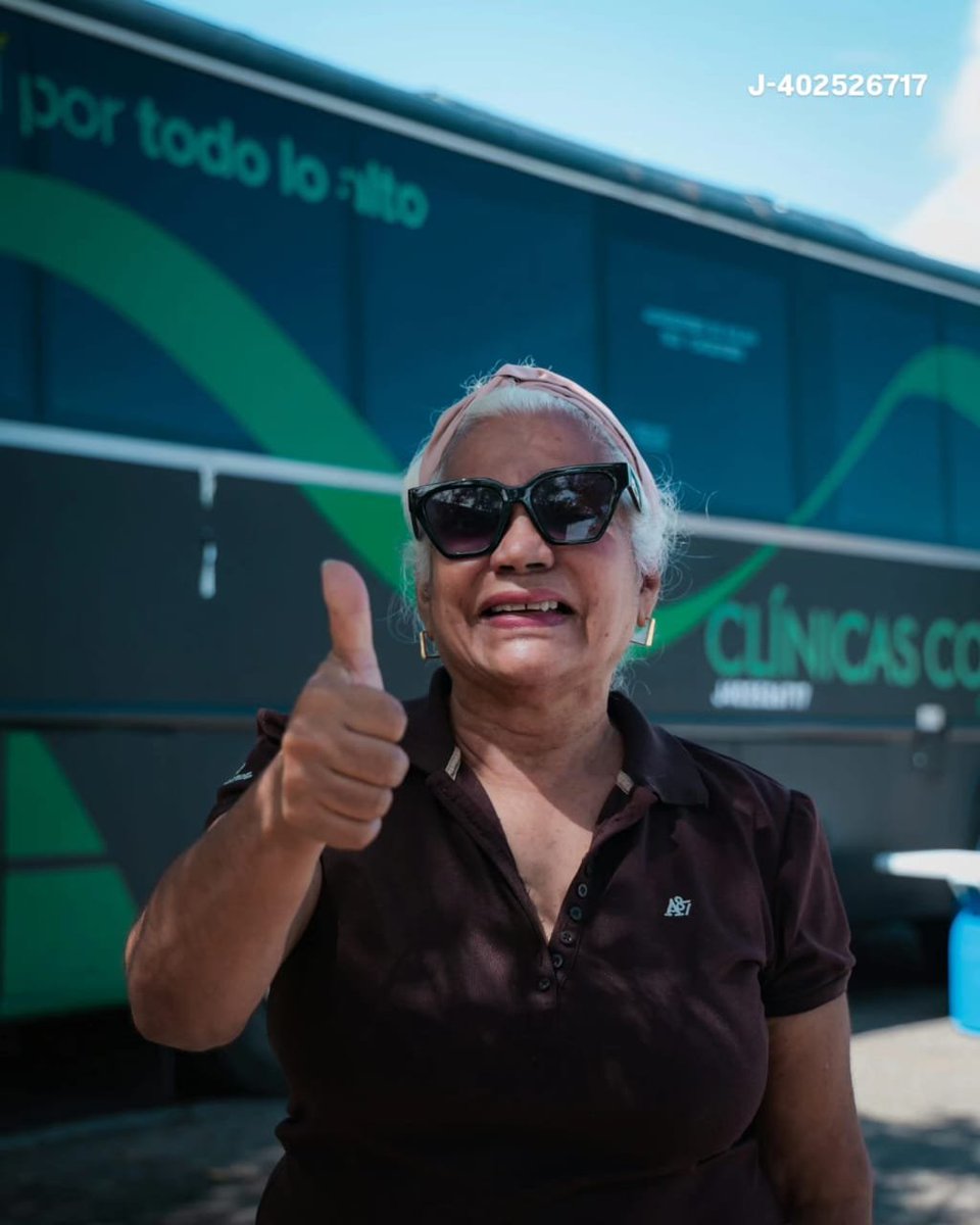 ClinicasColina's tweet photo. ¡Una nueva visión para Cumaná! 👁️✨

Junto a la Dra. Ana Karelia Rodríguez y el #ProyectoCataratas, llevamos nuestra unidad móvil a Sucre para brindar atención integral y cirugías a beneficiarios de La Mundial de Seguros. 🚐🩺

¡Transformando vidas con empatía y excelencia! ❤️ https://t.co/qk8SImUXli