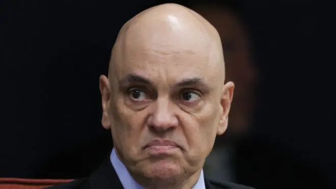 pmarcelo1972's tweet photo. O escândalo dos R$ 129 milhões do Banco Master foi revelado em 9 Dez 25.
235 (duzentos e trinta e cinco) dias depois, Alexandre de Moraes continua sem dar qualquer explicação pública sobre o caso.
Até quando? https://t.co/GTgdDObCpo