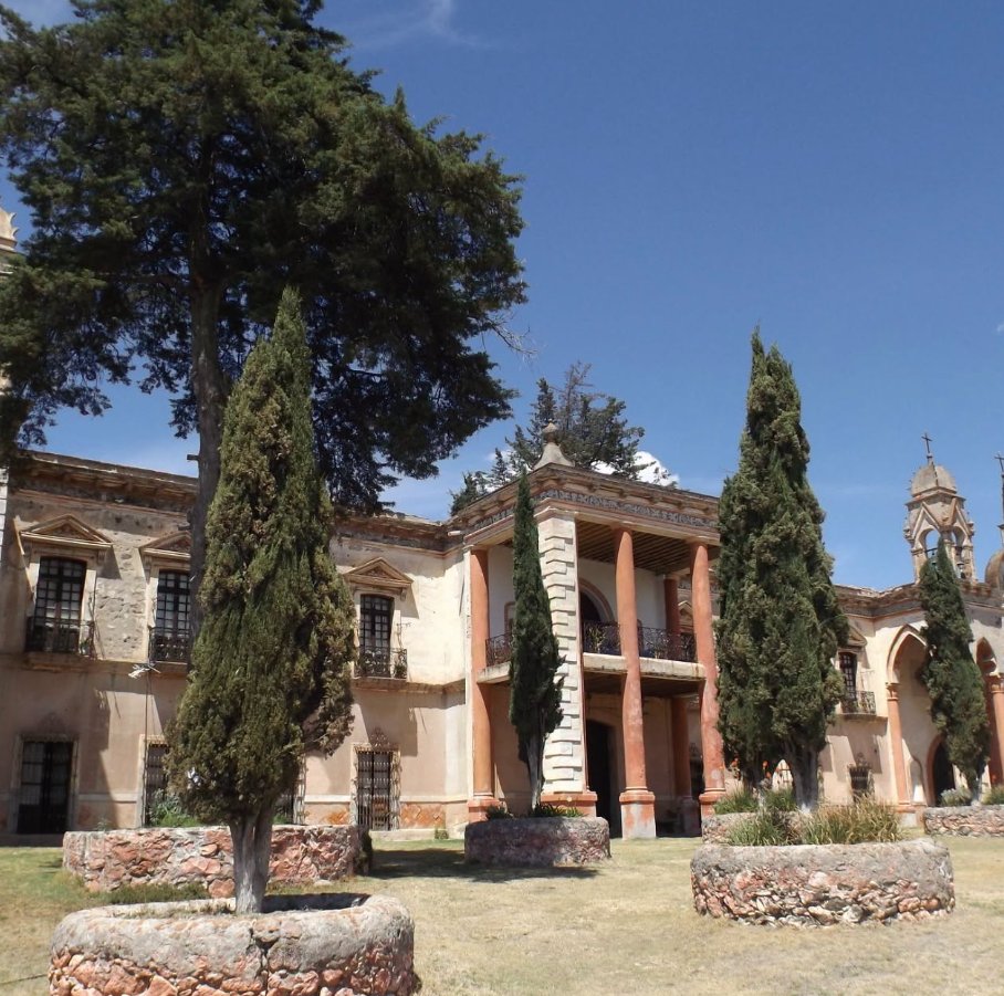 carlocynard's tweet photo. Hacienda Espejel. S. XIX Apan Hidalgo. https://t.co/rqAuQr50Hf