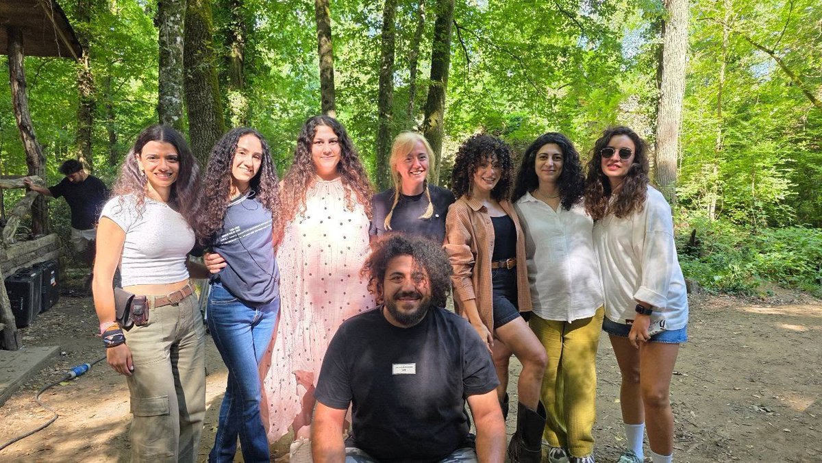 SiteMirayES's tweet photo. 📲| @|zeynepceylan07 • IG Story
“Los rizos de Alıkara 🌸🌸”
#MirayDaner #Alikara https://t.co/4yzYmUk4vW