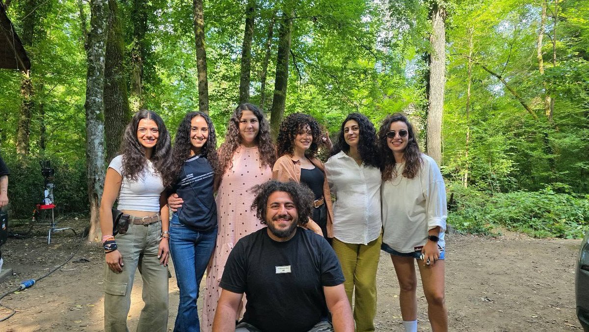 SiteMirayES's tweet photo. 📲| @|zeynepceylan07 • IG Story
“Los rizos de Alıkara 🌸🌸”
#MirayDaner #Alikara https://t.co/4yzYmUk4vW