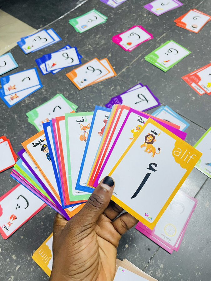 AsakeRoqeebah's tweet photo. Be part of your child’s Arabic journey. 
-Arabic flash cards 
-with guides 
-Less screen time
-more play! 🌟
10,000 Naira only

08021998868
Lagos. 
Nationwide delivery. https://t.co/pQ9pjVyy04