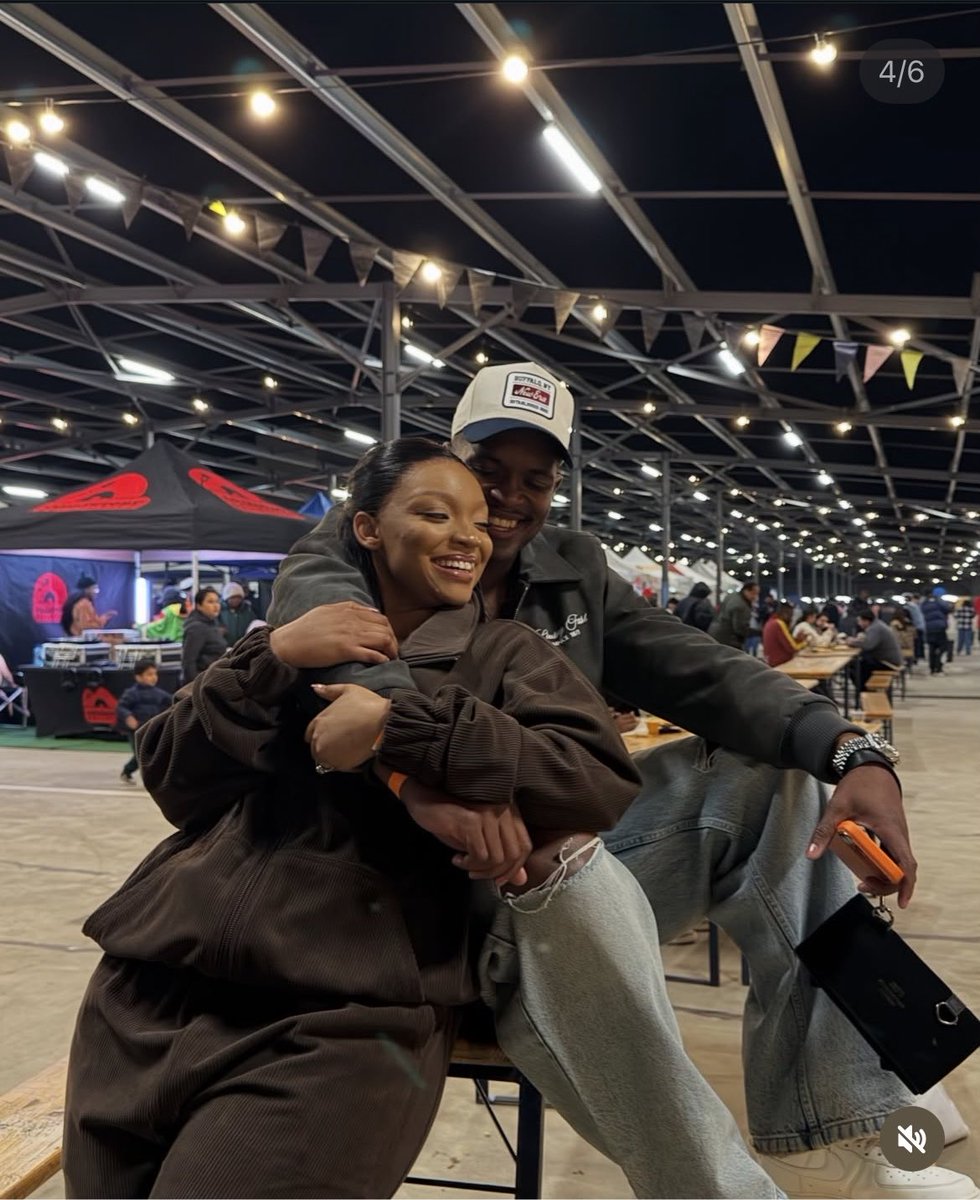 Priscill_Thato's tweet photo. The Grootbooms 🌹✨
They are perfectly made for each other 🥺😍😍🔥🔥 https://t.co/WaTNzOB9r4