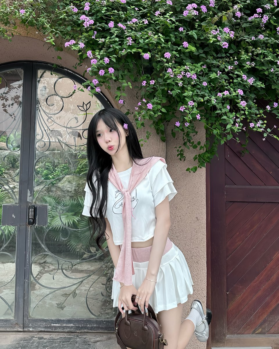 iceme1's tweet photo. Top of the morning! 🚀 You should know that every sunrise is proof that you can rise again. 🌸
jqUMfa https://t.co/JAW48R7bwx