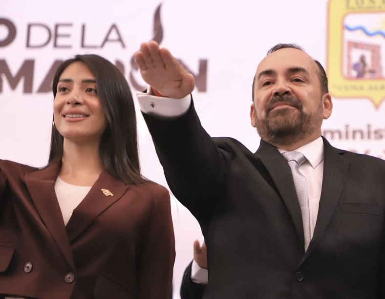 CarlosTorresF_'s tweet photo. Vi la nota de @jorgegogdl sobre las condiciones de hacinamiento en la que el alcalde de @gobierno_tonala @SergioChavez_D tienen la perrera municipal y descubro que me tiene bloqueado.

Ni sabía de su existencia pero como la mayoría de los morenistas, conoces de ellos por su corrupción, limitaciones o incapacidades. Aún así el alcalde y su regidora la impresentable @juncalssolano deben responder por ser inhumanos.