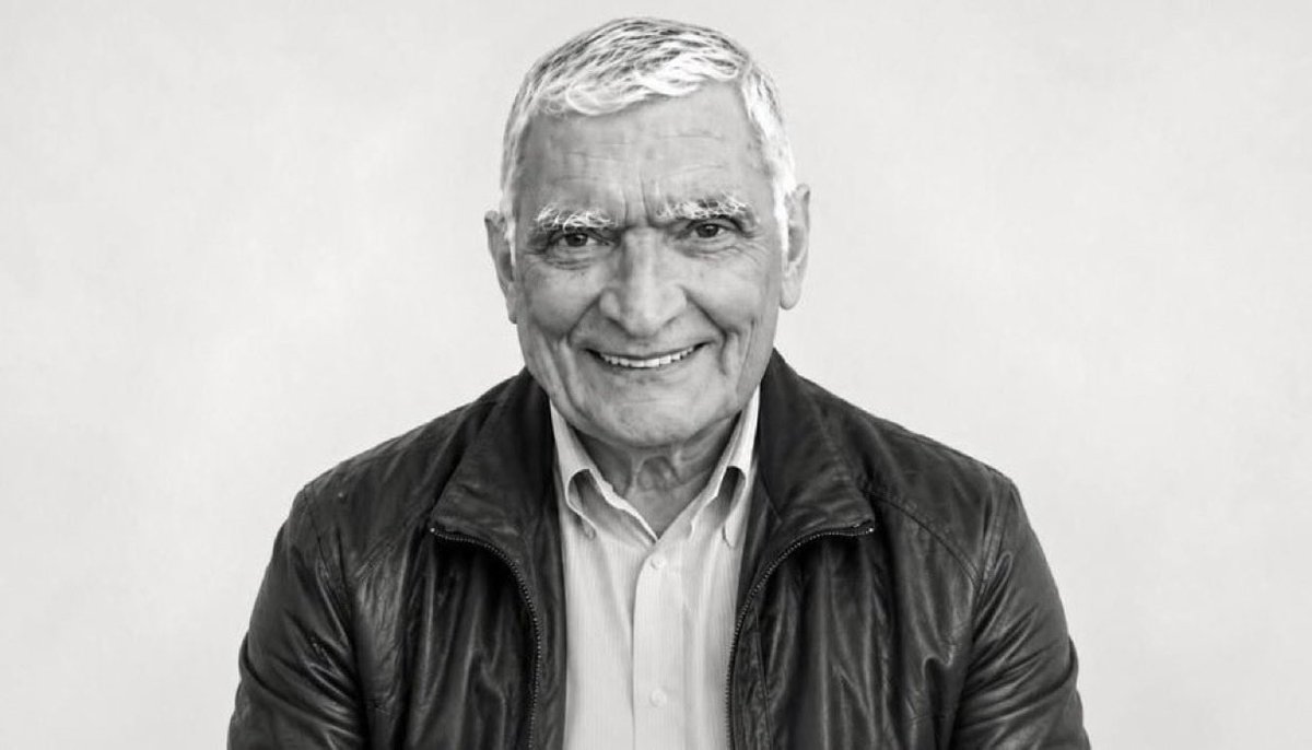 Akif_Hamzacebi's tweet photo. Tedavisi sürerken vefat eden, 
22 ve 23. dönemlerde TBMM’de birlikte görev yaptığımız CHP Tokat Milletvekilimiz Orhan Ziya Diren’e Allah rahmet etsin.

Diren ailesine, Cumhuriyet Halk Partimize ve sevenlerine başsağlığı diliyorum. https://t.co/VNBvC8sndu