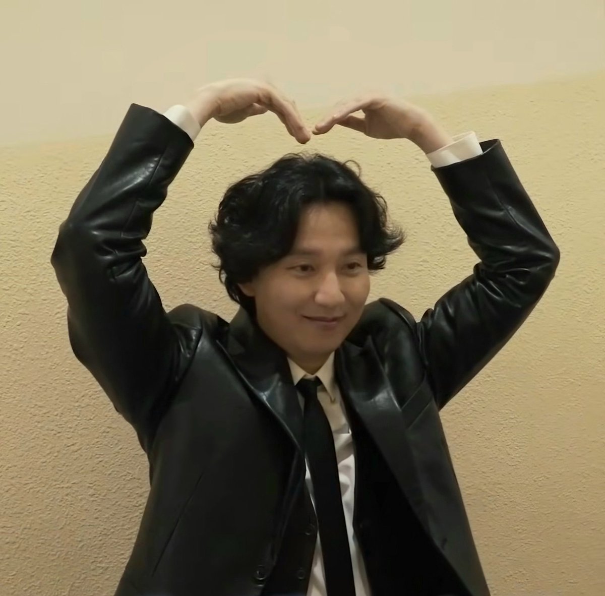 gsy_009's tweet photo. #마음찍은트친과아무것도하지않지만그저서로를뮤트하지않았음을확인하며8월도행복하시길바라기

모두 8월에는 좋은 일만 가득하시길 바라요~ ☺️💖 https://t.co/U6NLZCYwsL