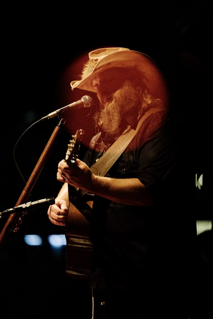ChrisStapleton tweet picture