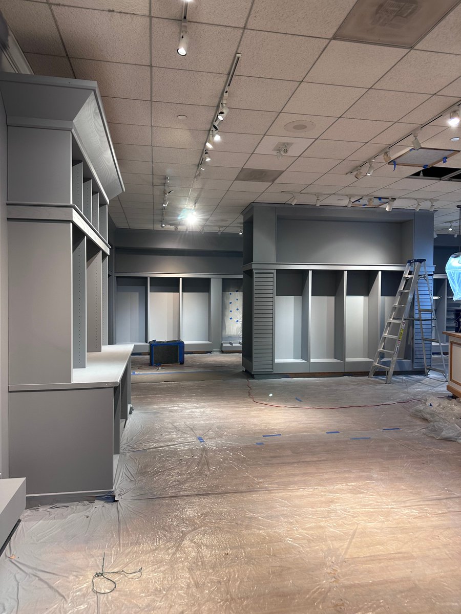 AnimazedStore's tweet photo. It doesn't look like much now, but this is your very first view of the upcoming Animazed Hanes Mall location! We’re hard at work preparing the store, and we hope to have the grand opening dates to you soon!
#animazed #animestore #winstonsalemnc #hanesmall #newstore #anime https://t.co/p9rPrPPfhW