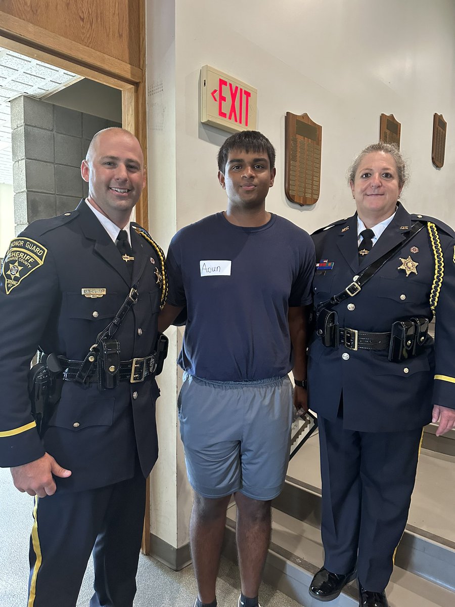 arjun_saduvu's tweet photo. Grateful to have graduated from the Monroe County Sheriffโs Office Class 25 Teen Academy! Learned so much about leadership, teamwork, and serviceThank you to @monroesheriffny for this opportunity!
@SteveMarriott_ @jack_klenk79 @Denislouis12 @CoachBernas https://t.co/EaDh69ucu9