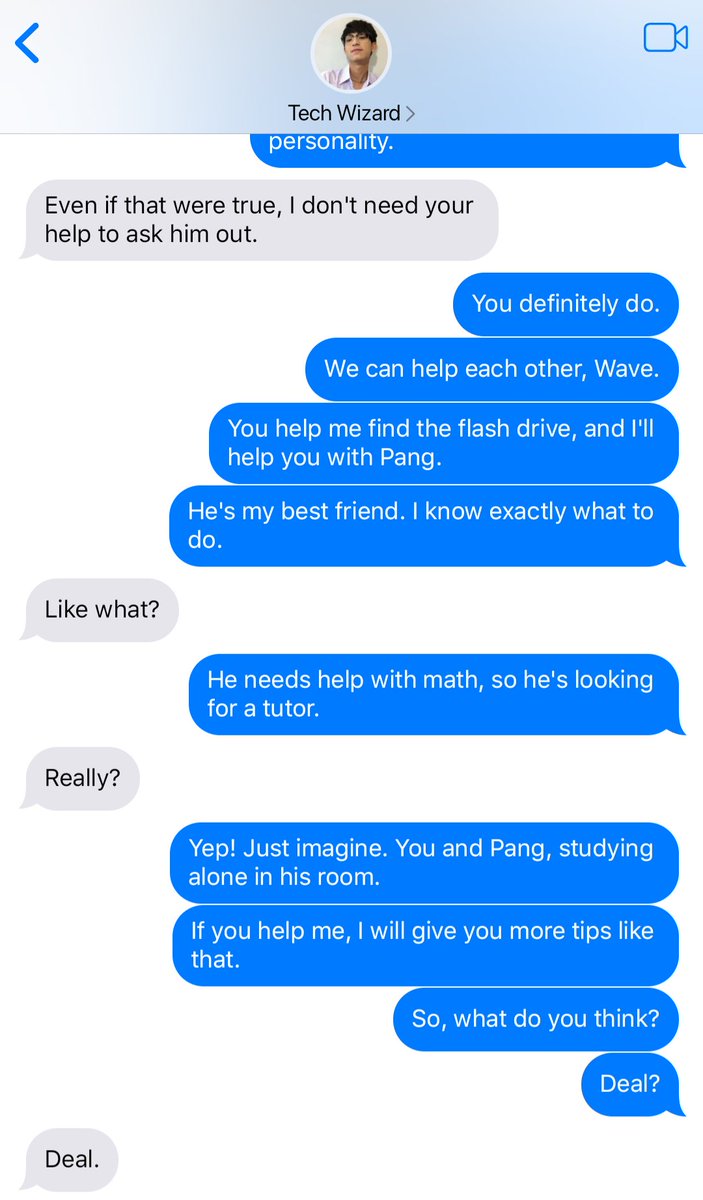 lenaksi's tweet photo. OhmWave au

Ohm agrees to help Wave win Pang over in exchange for his help, but ends up falling in love with him instead.

I really wanted a story like that for ohmwave/singchimon https://t.co/rK4N5DhXTp