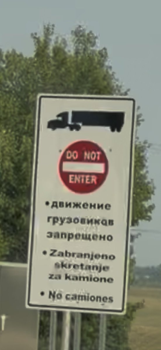 Ram40324Janelle's tweet photo. @DHSgov @POTUS This is a sign near ES3 in York PA. I see a lot of confusion here https://t.co/MRpJV68izy