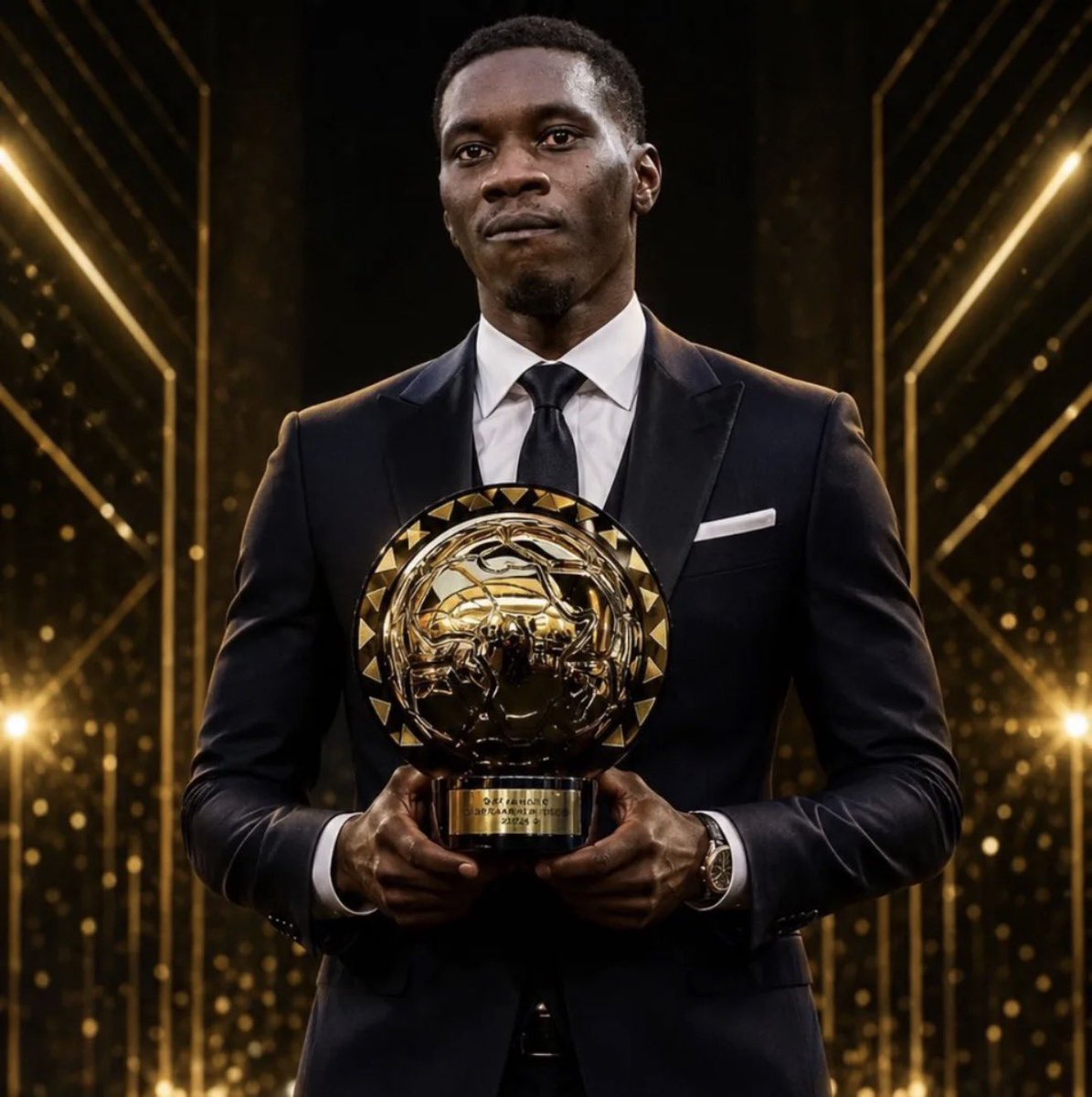 seydinaof's tweet photo. N’arrêtez jamais la propagande Ismaila Sarr ballon d’or 🌕 https://t.co/xQJBemPV5x