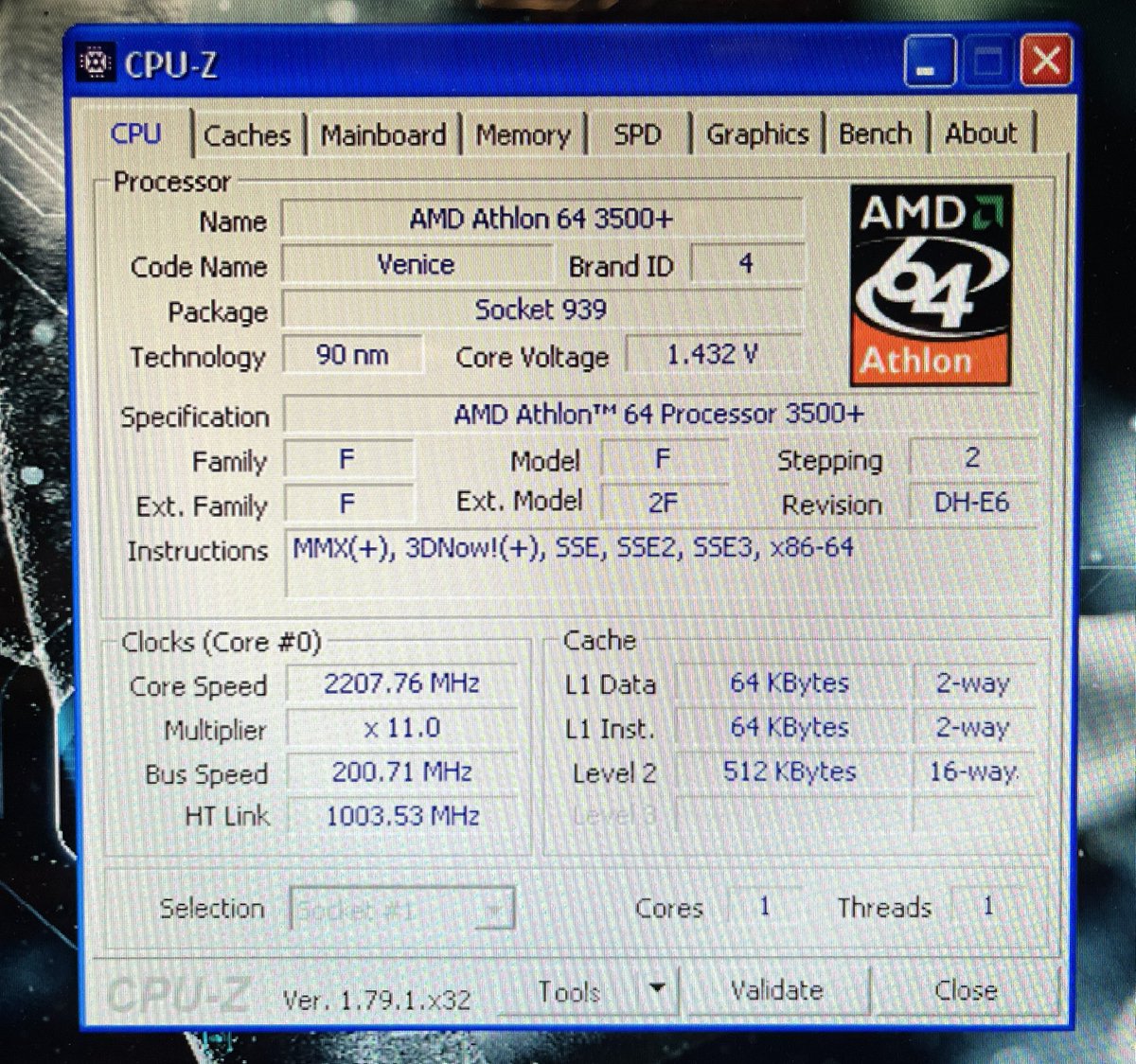 RetroFox8Bit's tweet photo. The CPU was in a plastic holder with foam, no bent pins (yay). It's an AMD Athlon 64 3500+ (not the 64 X2 on the box). Decent single core CPU; Similar to an Athlon build I had. Put it all in a case, added a 9400GT, and it booted right up. Can't complain for the price!  :) https://t.co/eLWGwc6J5F