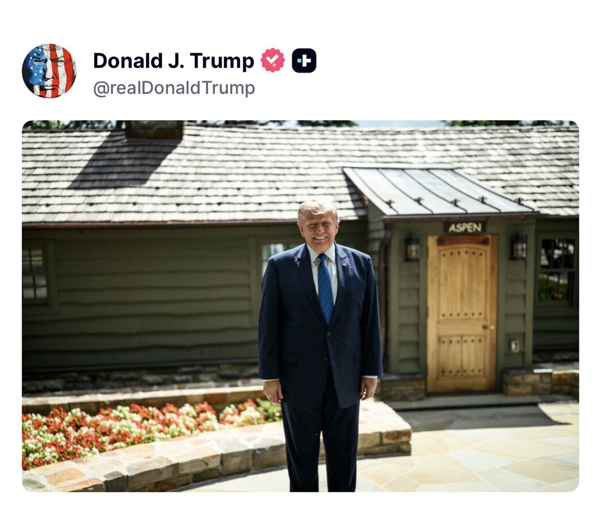 GuntherEagleman's tweet photo. 🇺🇸 The Boss at Camp David.

President Trump outside Aspen Lodge, the presidential cabin.

Calm. In command. Getting the job done.

America is back! https://t.co/FvNIRmS2w2